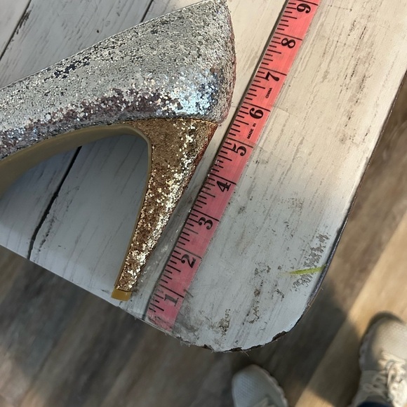 Rampage Sparkly Glitter Silver & Gold
Platform Stiletto Heels Size 10 - Picture 10 of 11